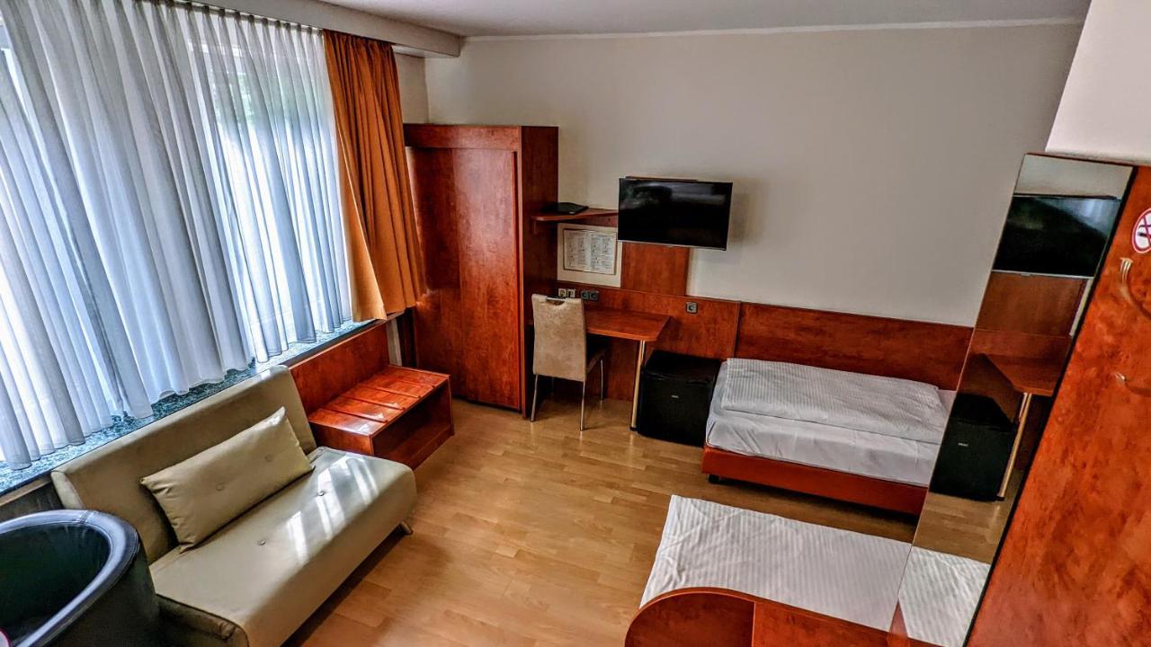 Hotel Am Rathaus Kassel Buitenkant foto