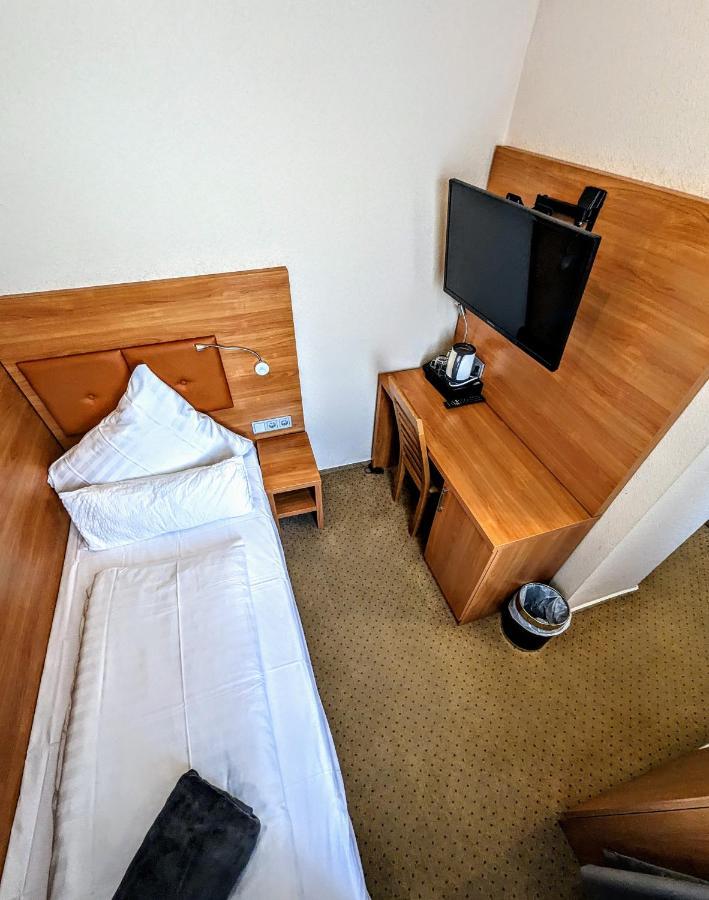 Hotel Am Rathaus Kassel Buitenkant foto