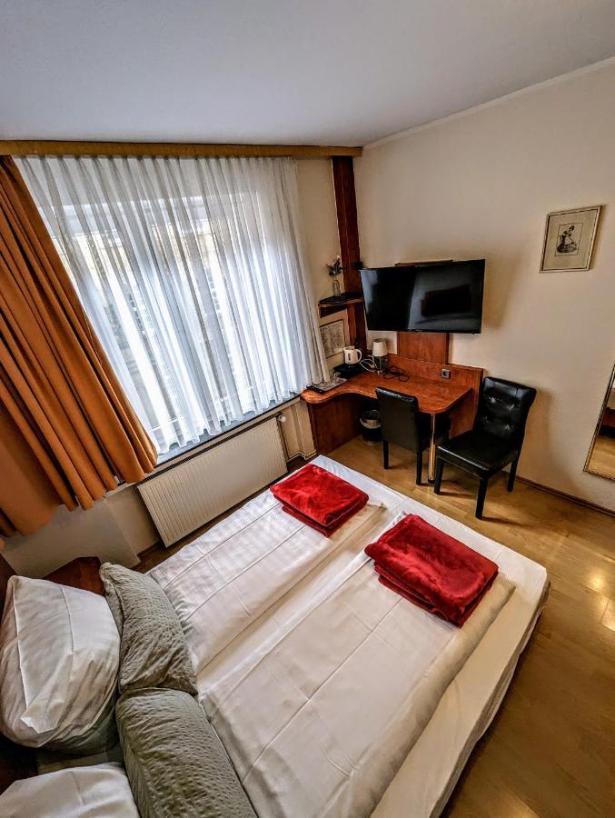 Hotel Am Rathaus Kassel Buitenkant foto