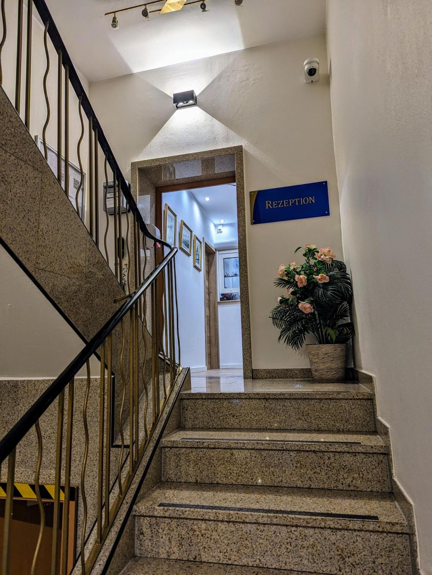 Hotel Am Rathaus Kassel Buitenkant foto