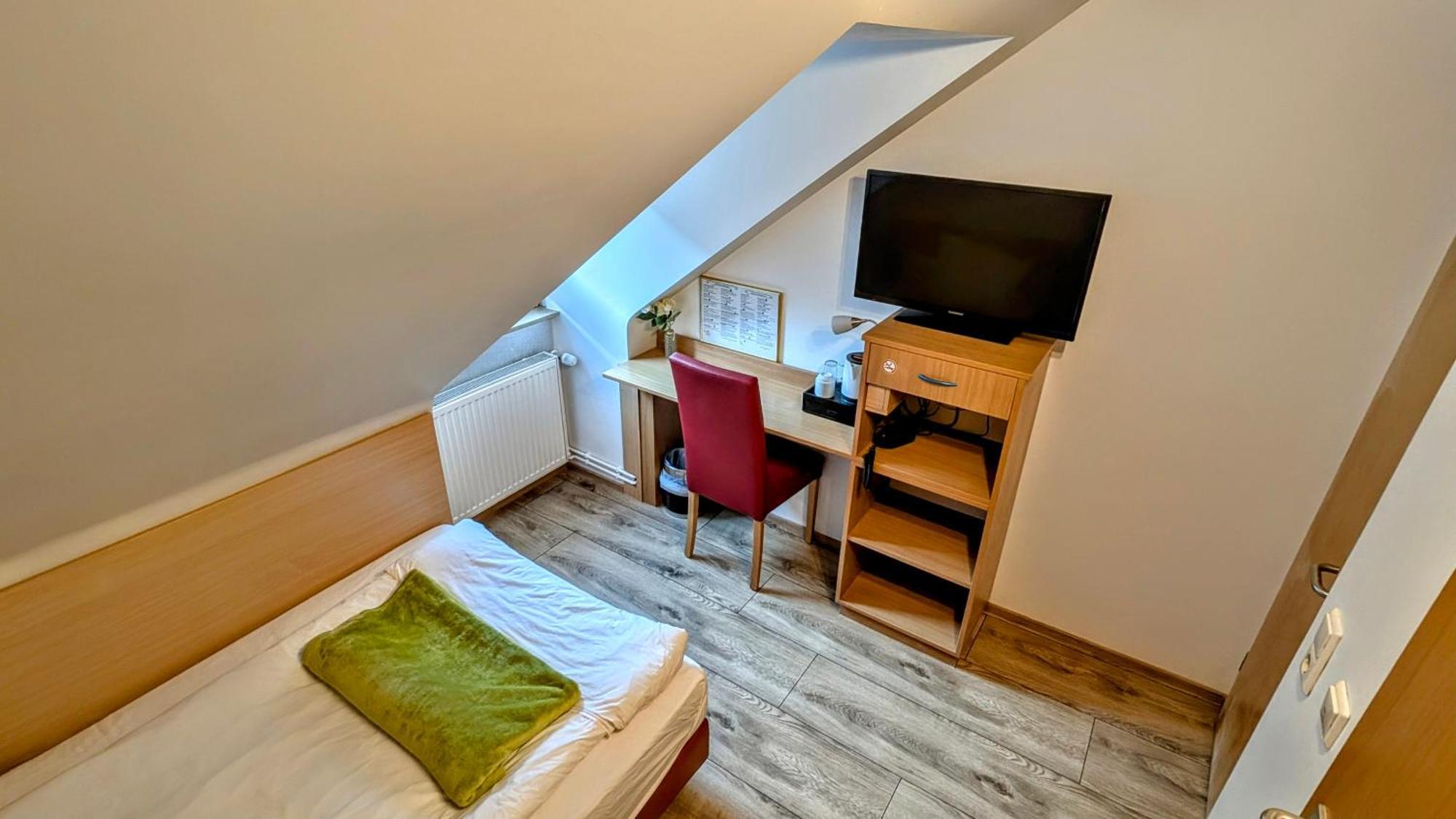 Hotel Am Rathaus Kassel Buitenkant foto